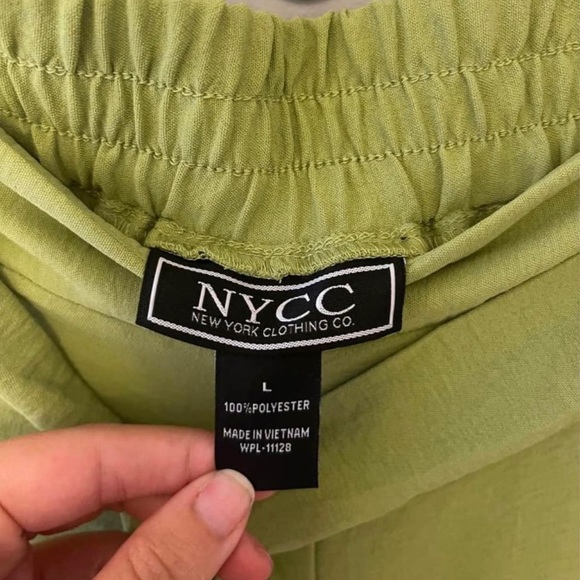 Tie-Front Crepe Wide Leg Pants - Picture 6 of 10